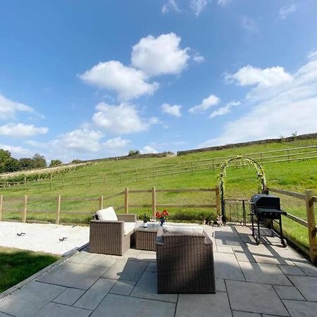 Luxury Detached Peak District Stone Barn - Dog Friendly Villa Hazelwood Eksteriør billede