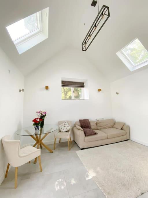Luxury Detached Peak District Stone Barn - Dog Friendly Villa Hazelwood Eksteriør billede